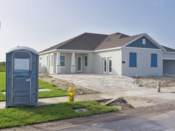 Portable Toilet Options We Offer in Sunland Park, NM